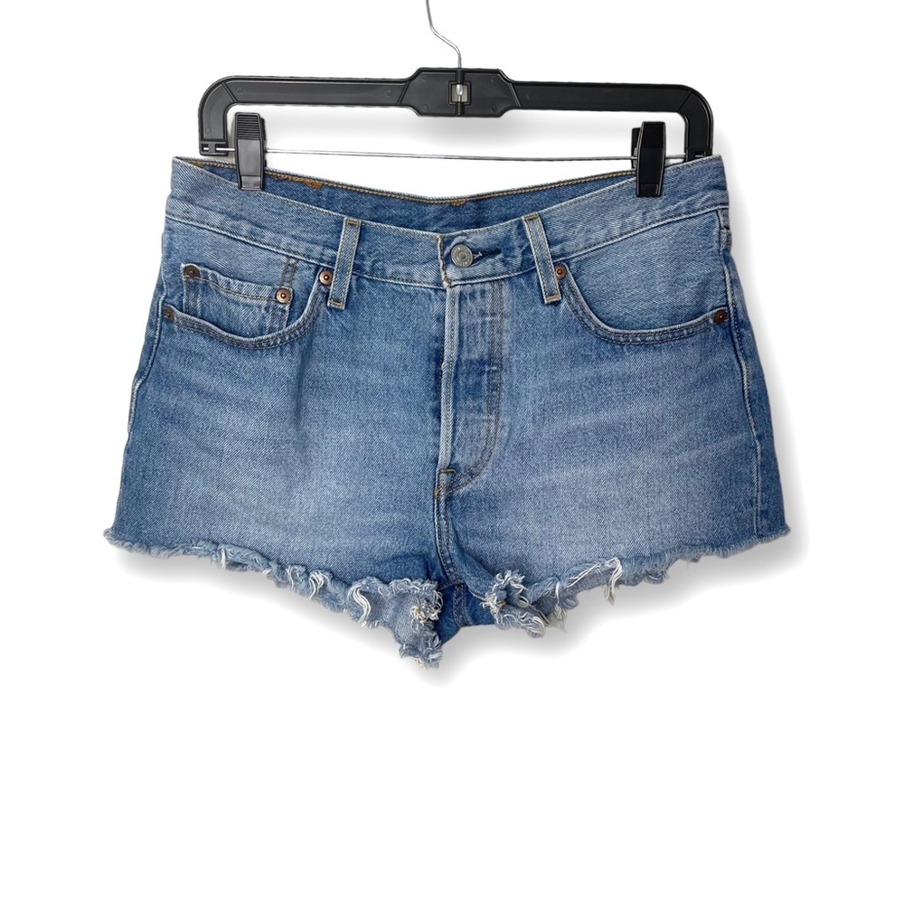 Levis 501 Denim shorts size 28